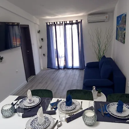 Lux Apartman *