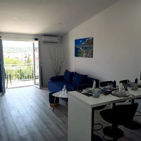 Lux Makarska